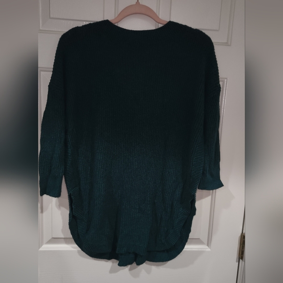 EXPRESS SWEATER !! - Picture 3 of 3